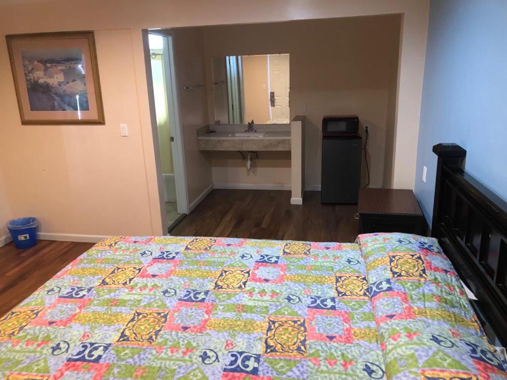 Star Motel Norwalk Eksteriør bilde